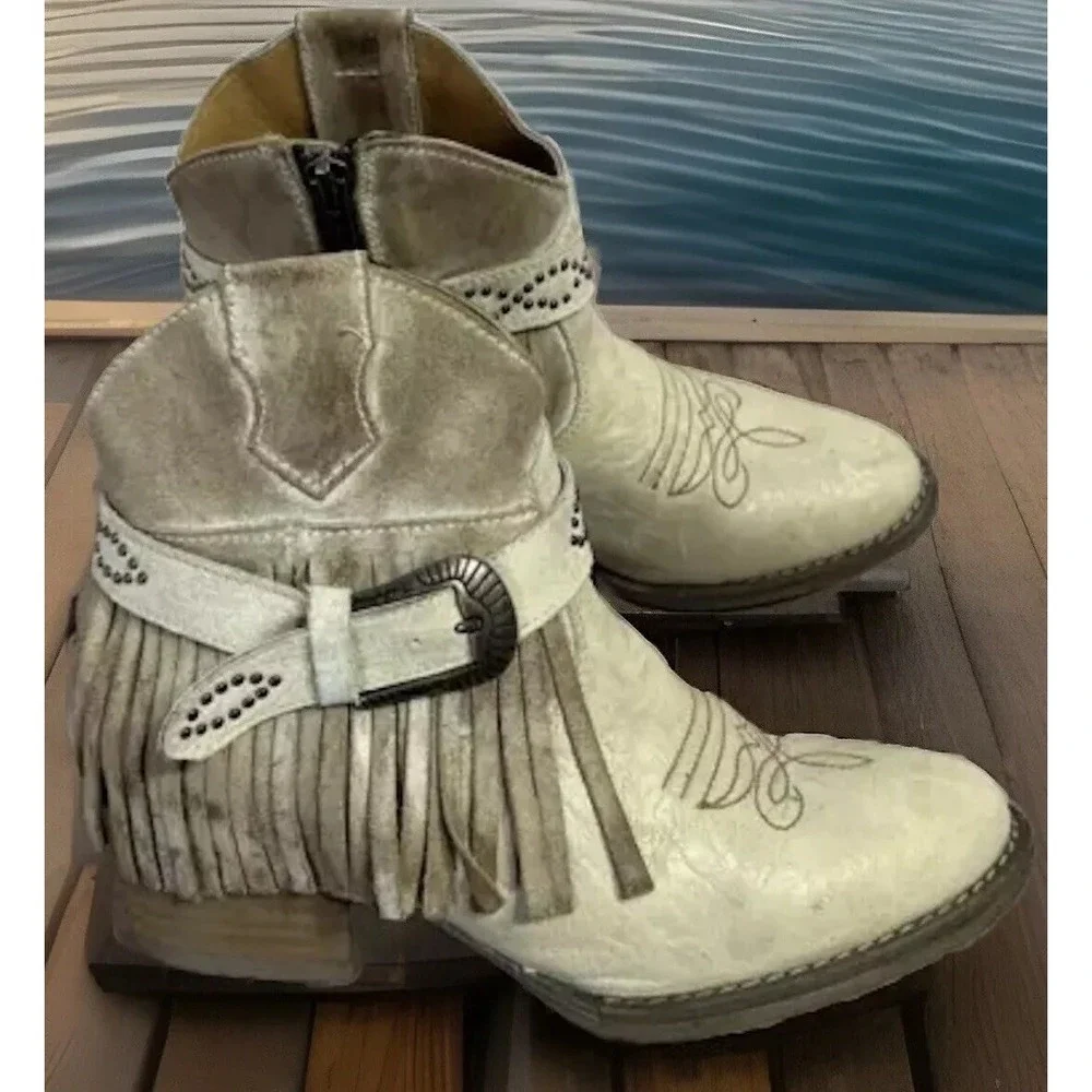 Sterling River beautiful boot